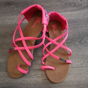 🇨🇦 SZ 7 Women's Volcom sandals